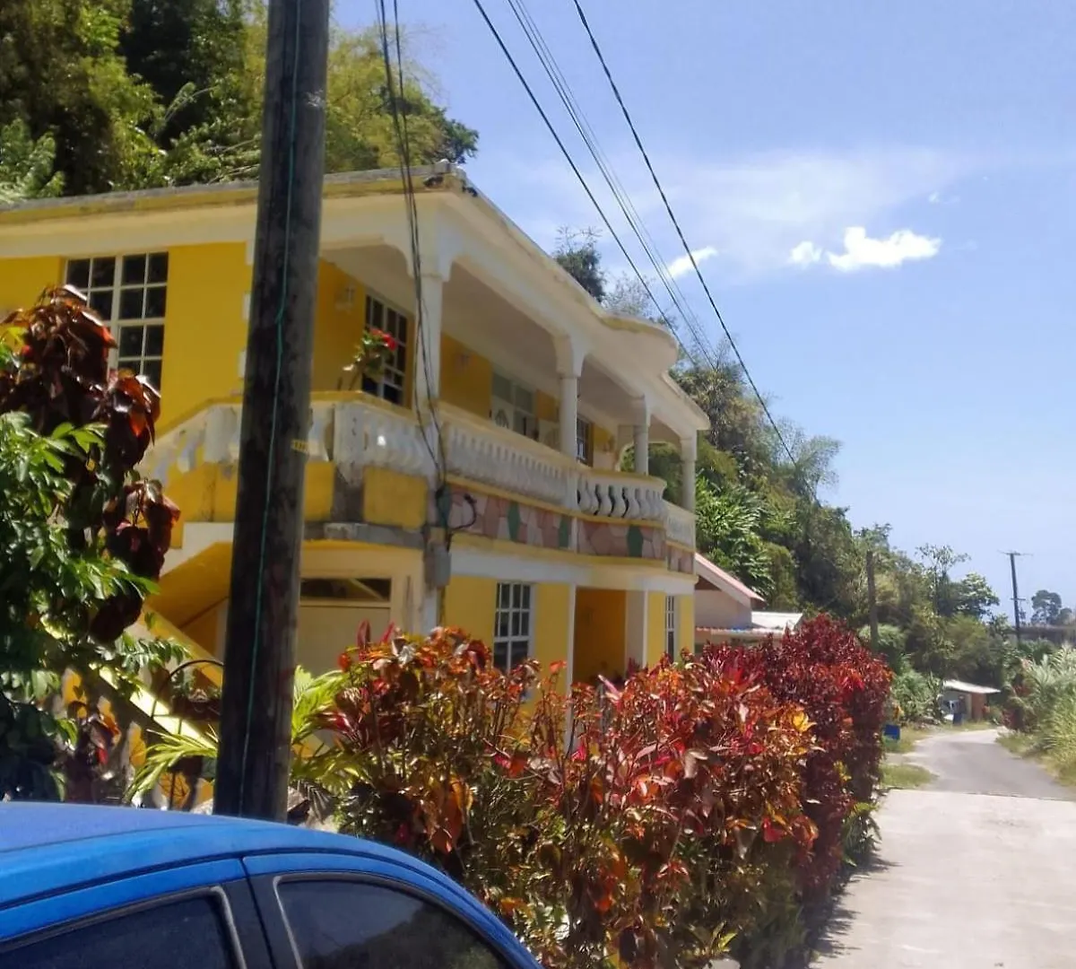 Kg Apartments Roseau